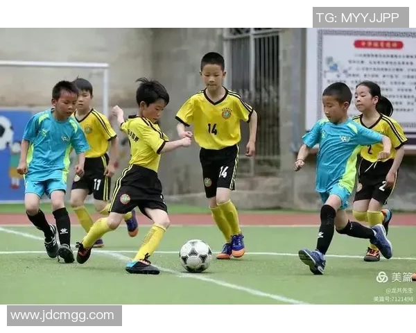 旬阳县校园足球比赛精彩直播全程回顾与精彩瞬间分享